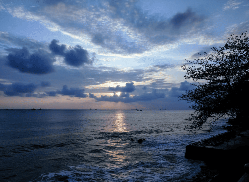 Hoàng hôn bãi Dâu